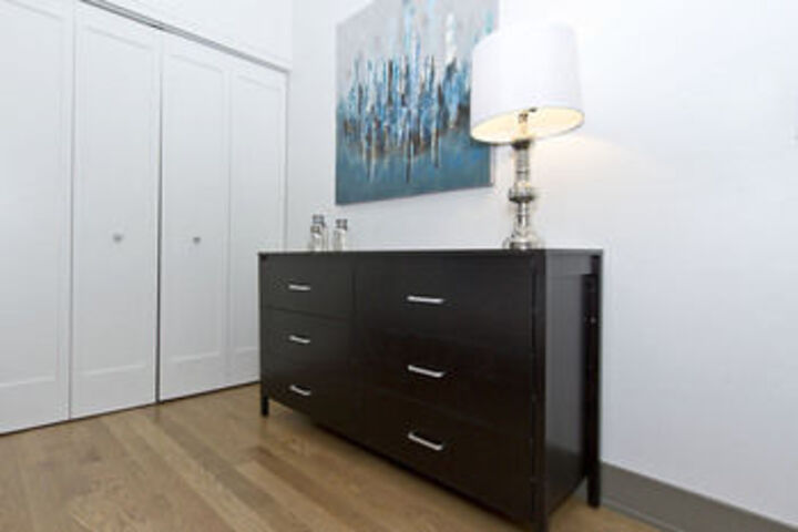 Room 12 of 22