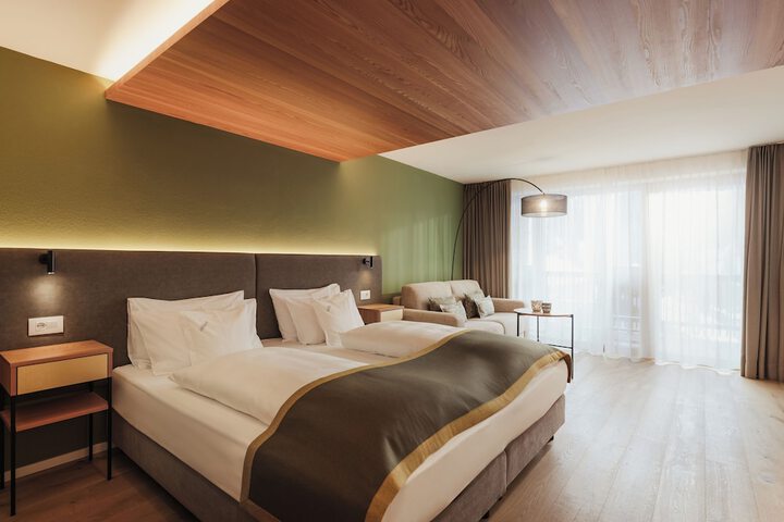 Room 8 of 49