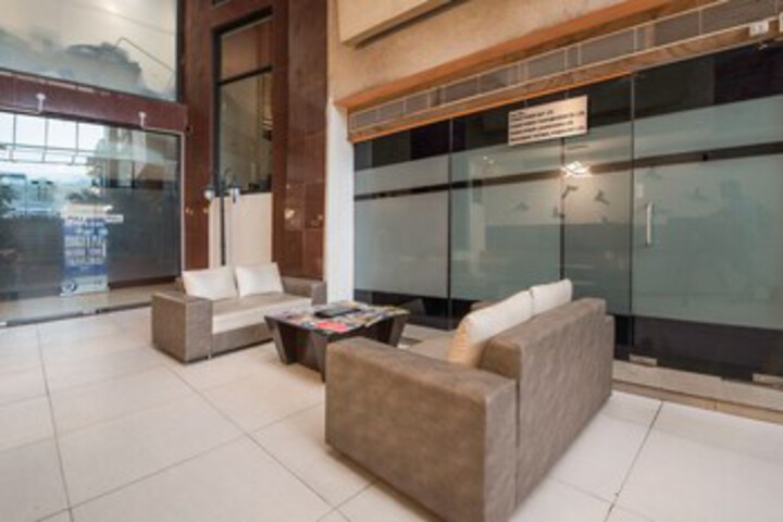 Hotel Interior 7 of 31