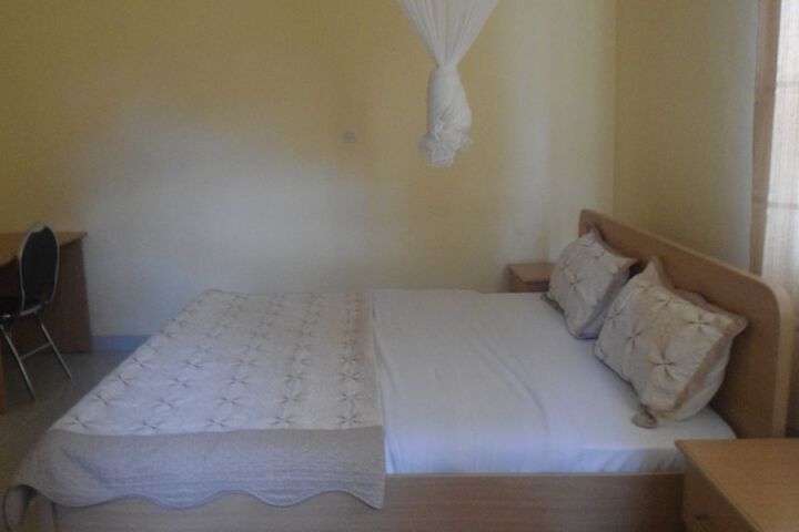 Room 22 of 42