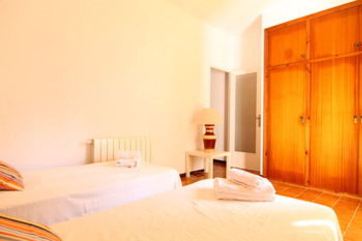Room 8 of 21