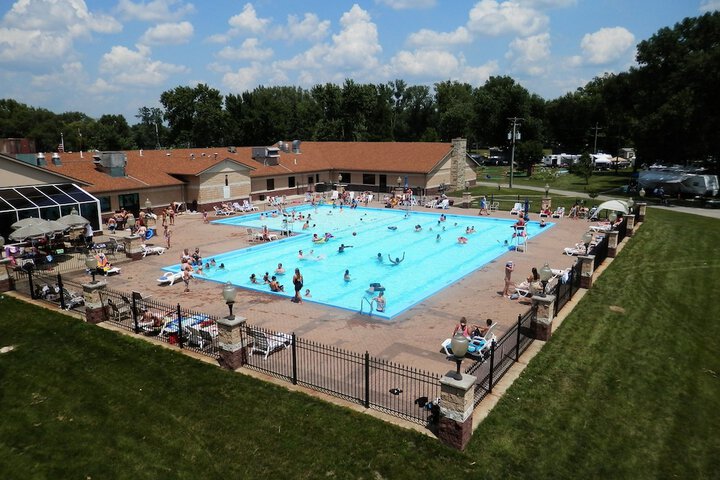 Pool 6 of 16