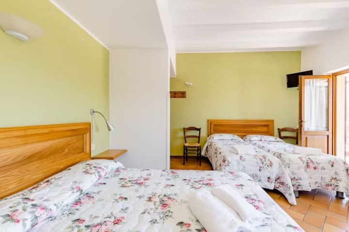 Room 20 of 68