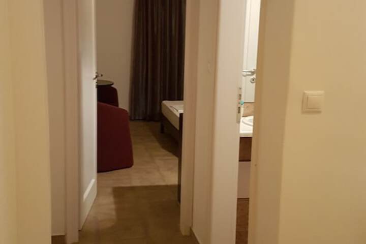 Room 5 of 22