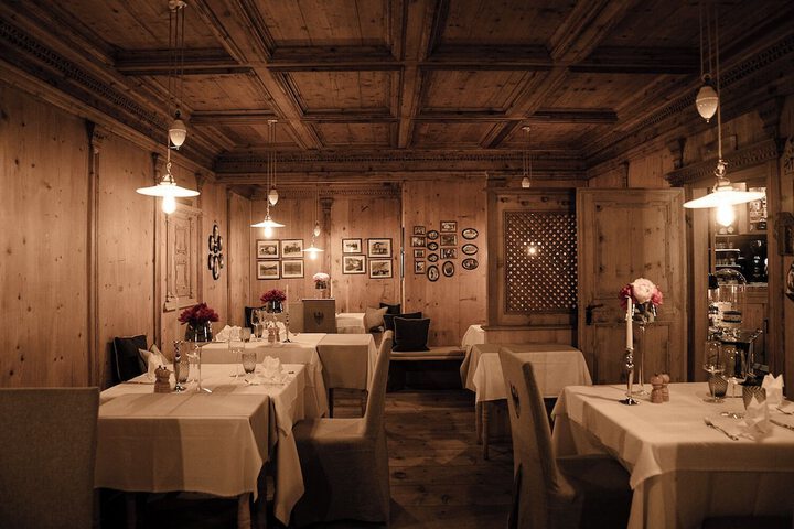 Dining 105 of 122