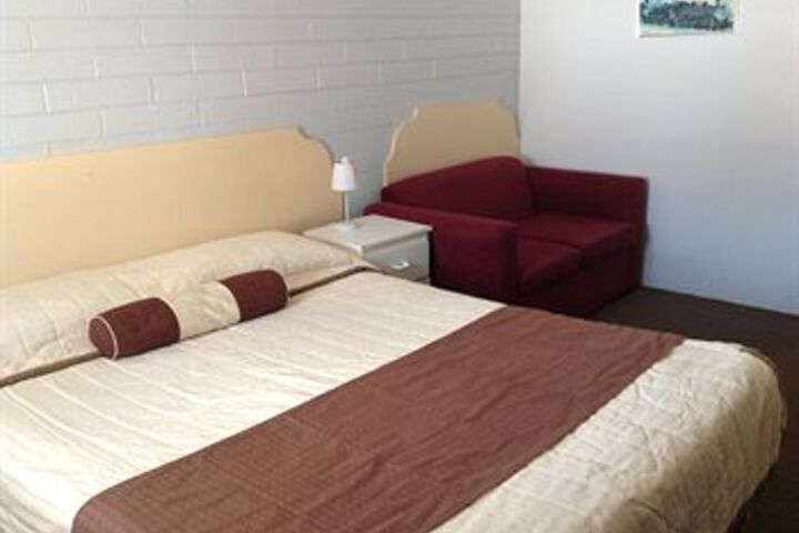 Room 8 of 20