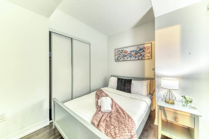 Room 181 of 652