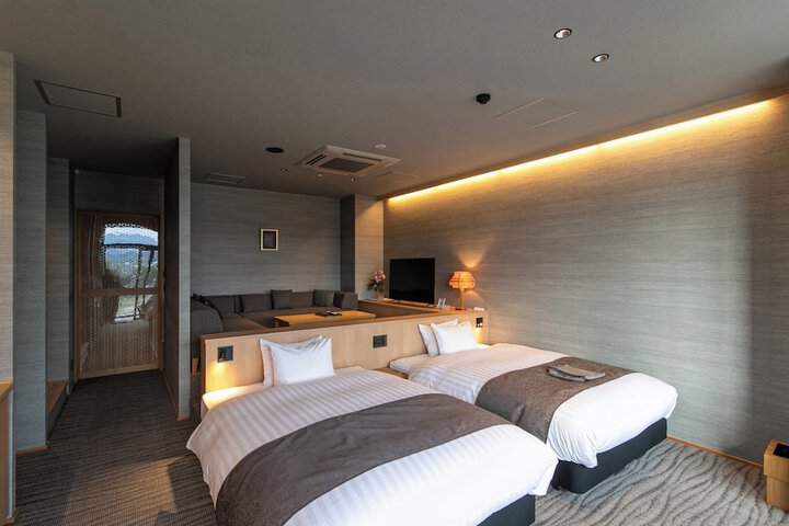 Room 25 of 133