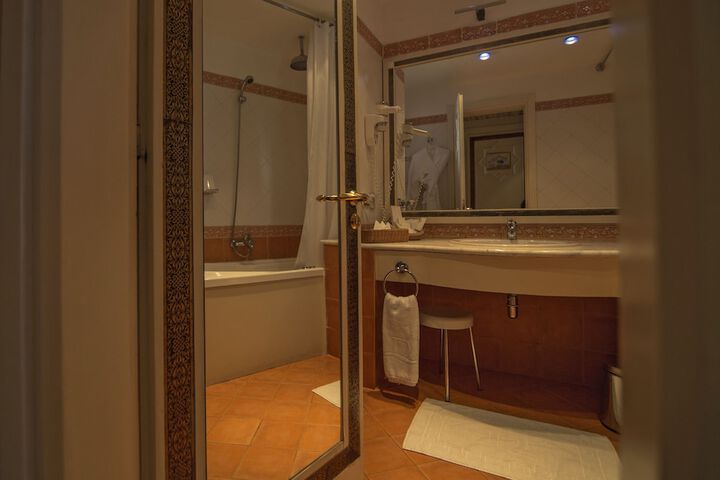 Bathroom Interior Photo