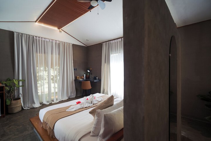 Room 5 of 45