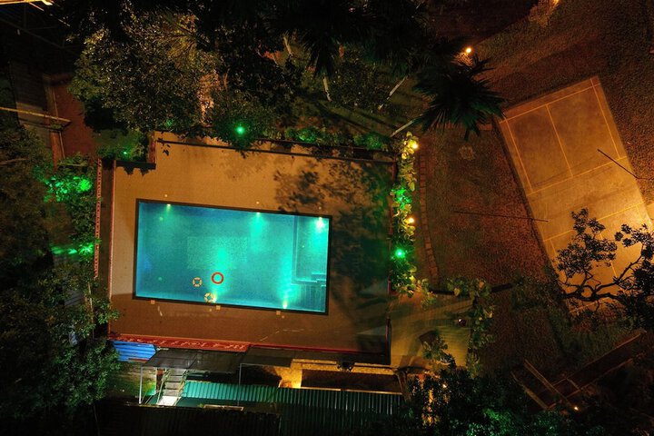 Pool 50 of 74