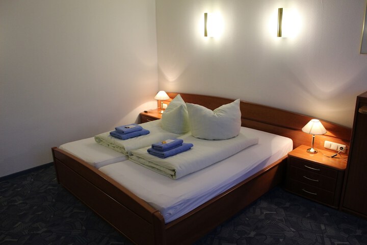 Room 3 of 24
