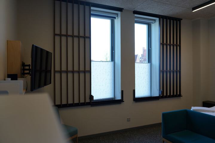 Room 73 of 105