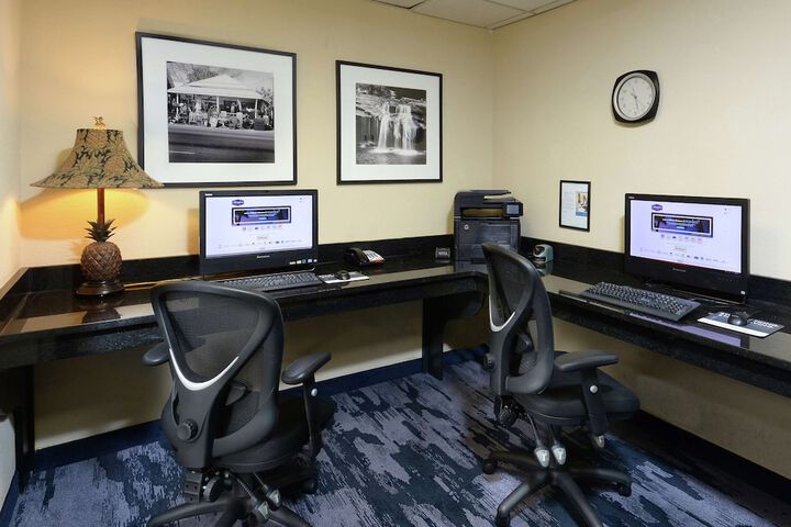 Business Center 50 of 54