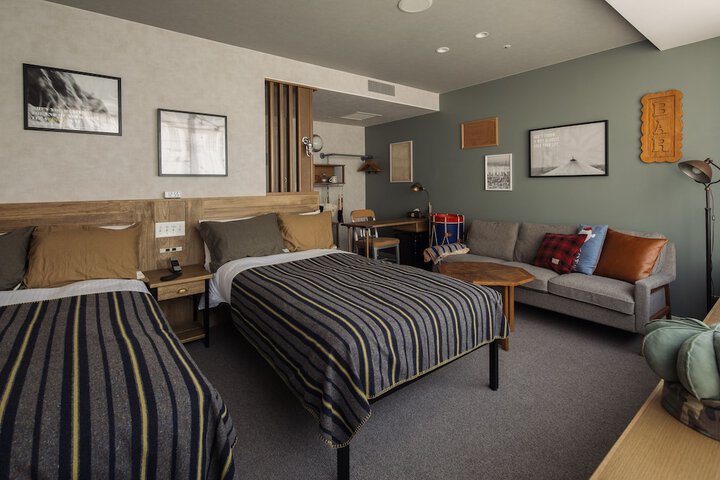 Room 15 of 52