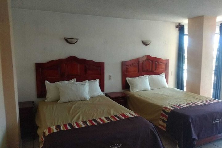 Room 14 of 36