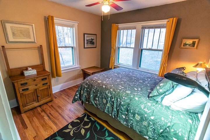 Room 45 of 124
