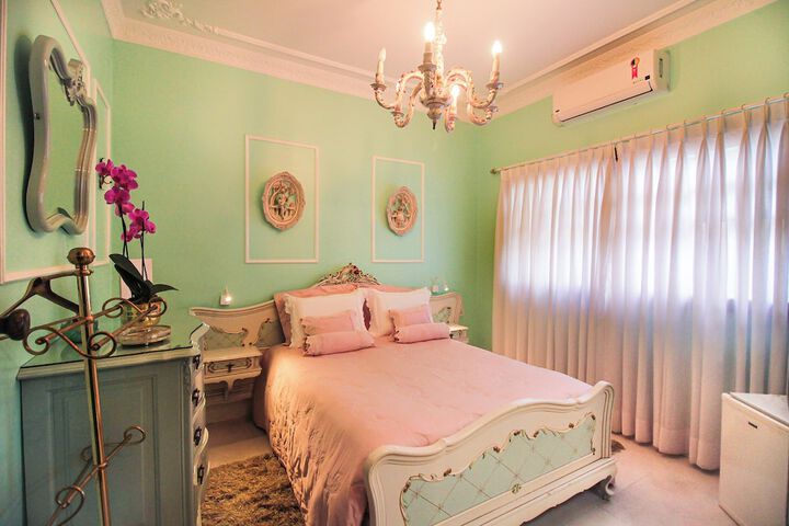 Room 21 of 69