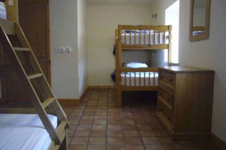 Room 103 of 162