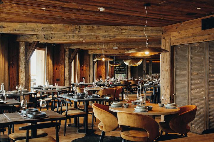 Dining 44 of 63