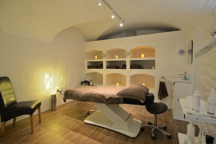 Room 105 of 134