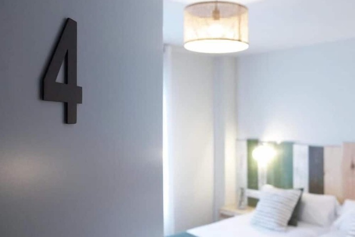 Room 3 of 15