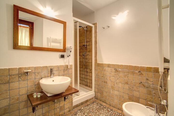 Clean Restrooms