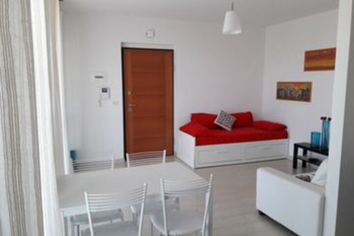Room 15 of 22