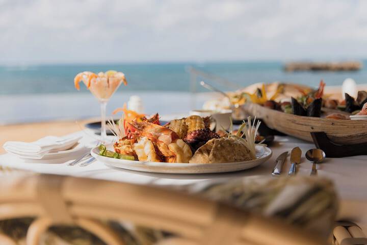 Dining 100 of 108