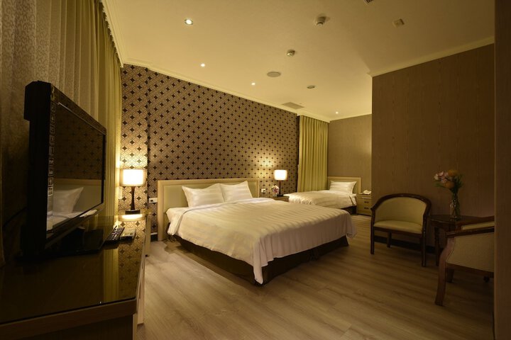 Room 17 of 51