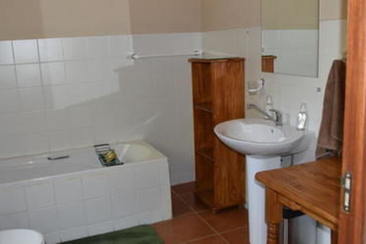 Room 5 of 7