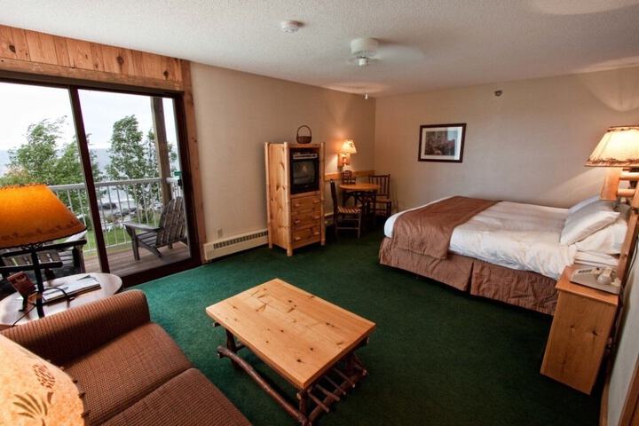 Room 5 of 57