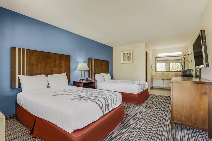 Room 20 of 38