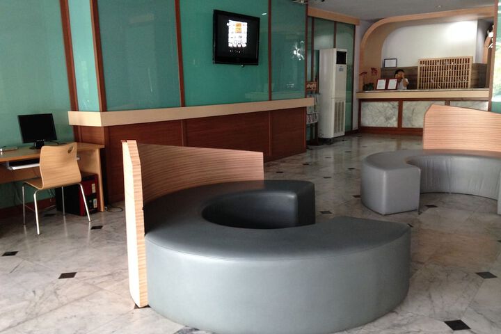 Lobby Entry