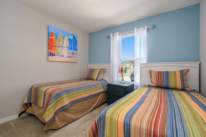 Room 3 of 27