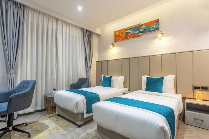 Room 21 of 46