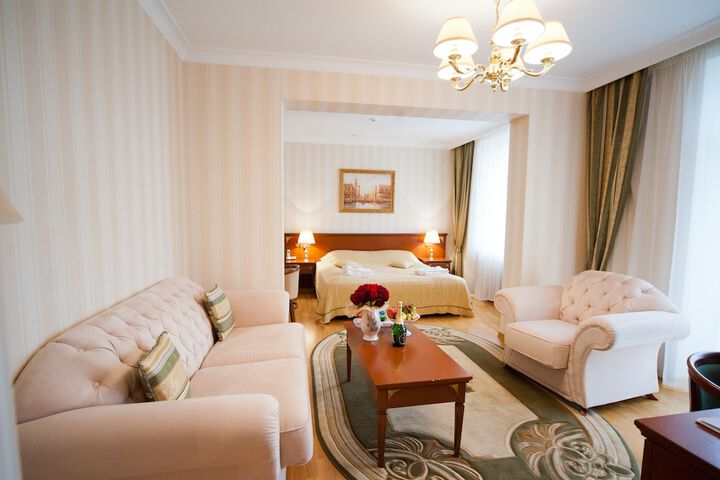 Room 34 of 54