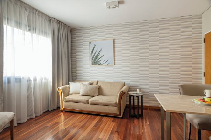 Room 25 of 48
