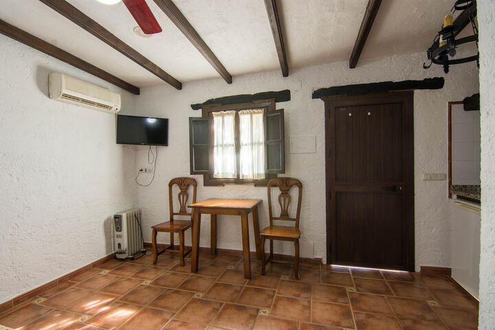 Room 16 of 56