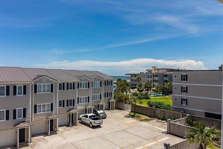 Property Grounds 17 of 29