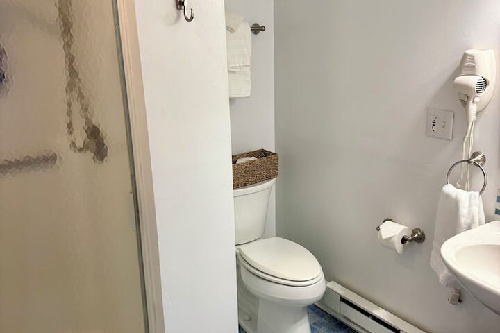 Room 47 of 65