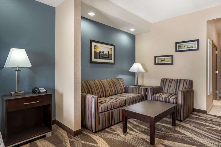 Room 16 of 43