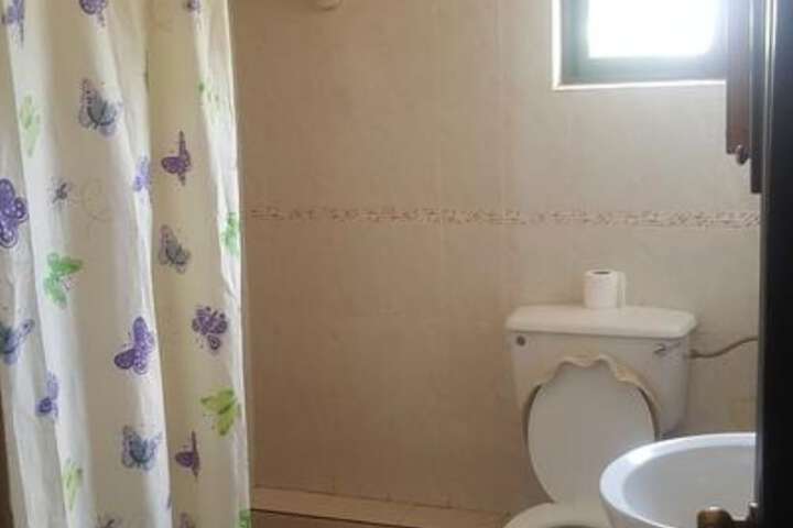 Room 14 of 21