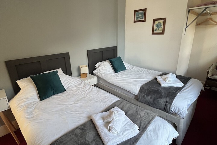 Room 26 of 37