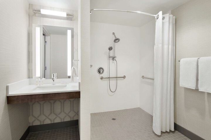 Bathroom shower