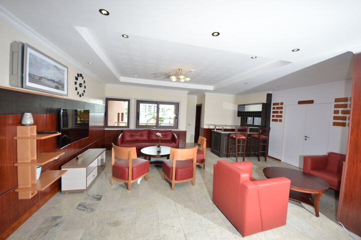 Hotel Interior 6 of 134