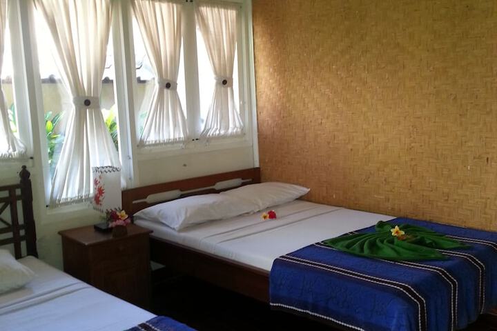 Room 5 of 50