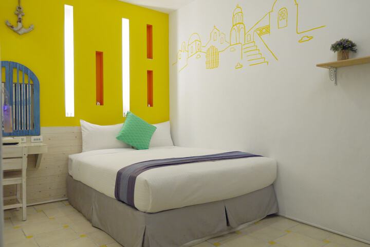 Room 30 of 46