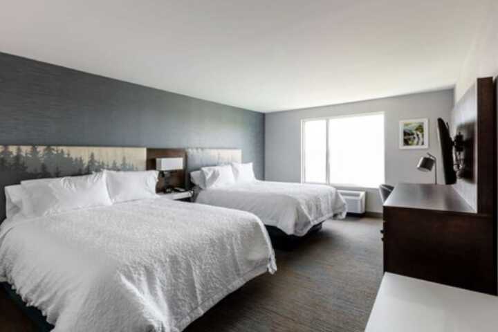 Room 12 of 42