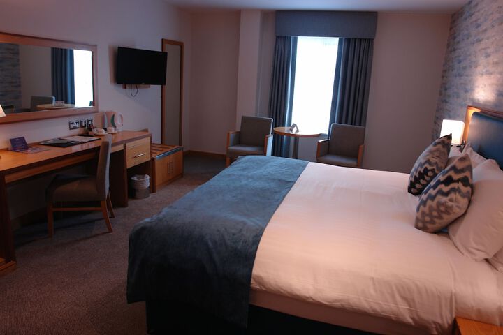 Room 15 of 65